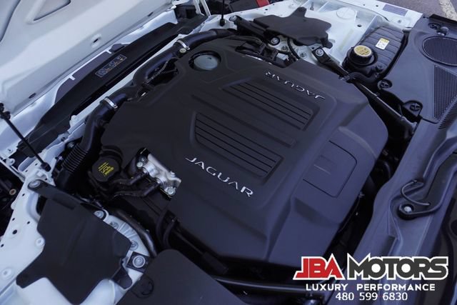 Used 2018 Jaguar F-TYPE R-Dynamic AWD/4WD image 28