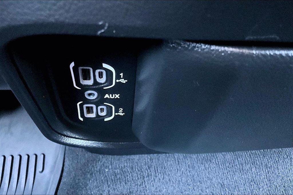 Certified 2019 RAM 1500 Laramie image 12