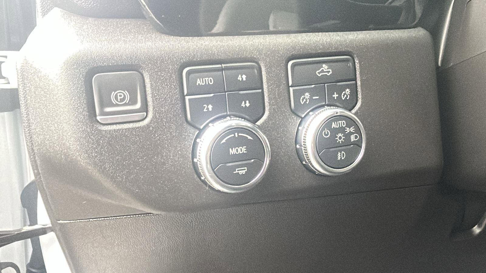 Used 2023 GMC Sierra 1500 Elevation w/ X31 Off-Road Package image 16