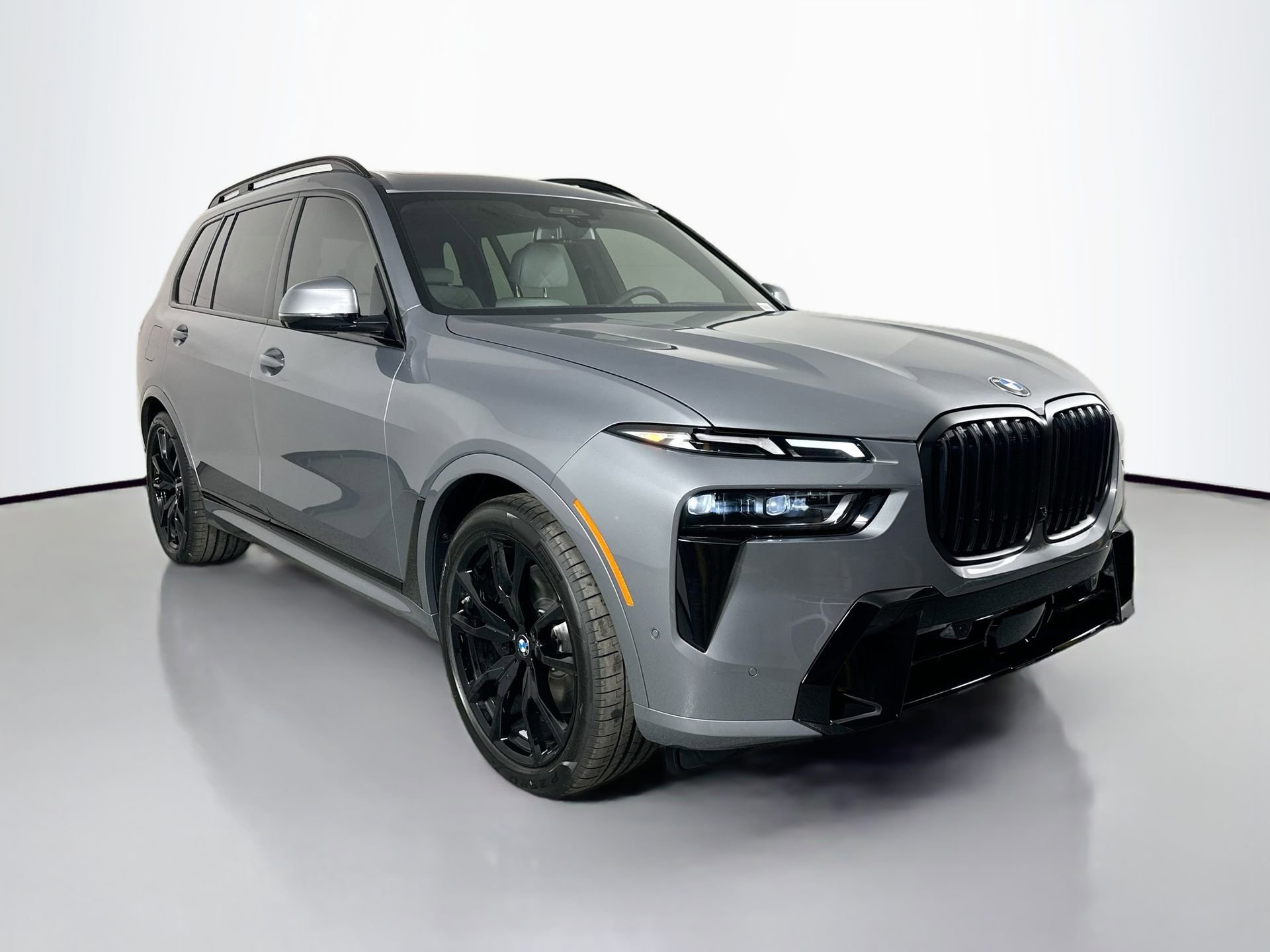 New 2026 BMW X7 xDrive40i image 3