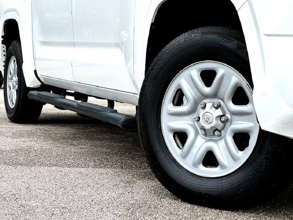 Used 2024 Toyota Tundra SR w/ SR Tow Package RWD image 2