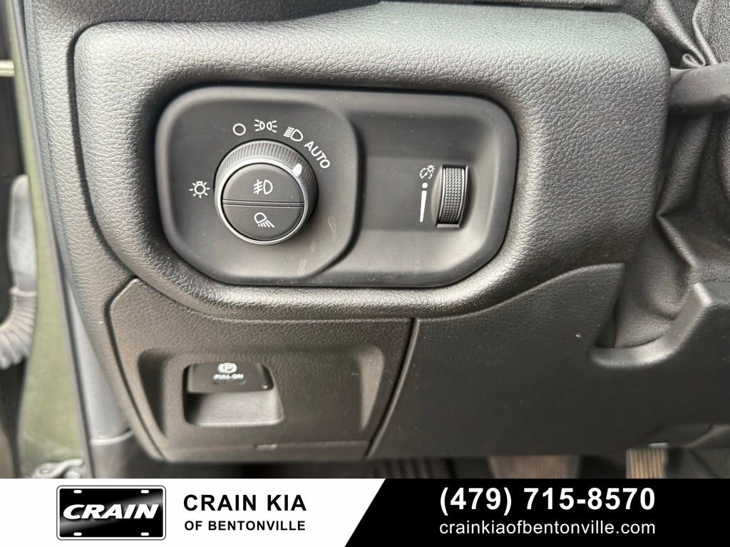Used 2021 RAM 1500 Big Horn AWD/4WD image 12