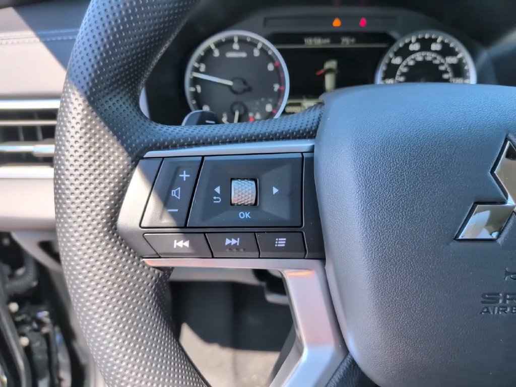 New 2026 Mitsubishi Outlander ES AWD/4WD image 26