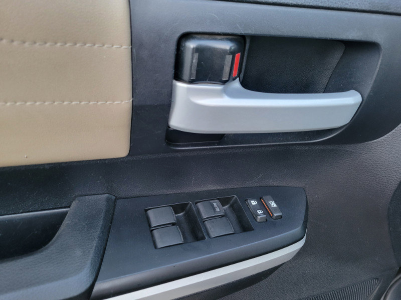 Used 2014 Toyota Tundra Limited AWD/4WD image 12