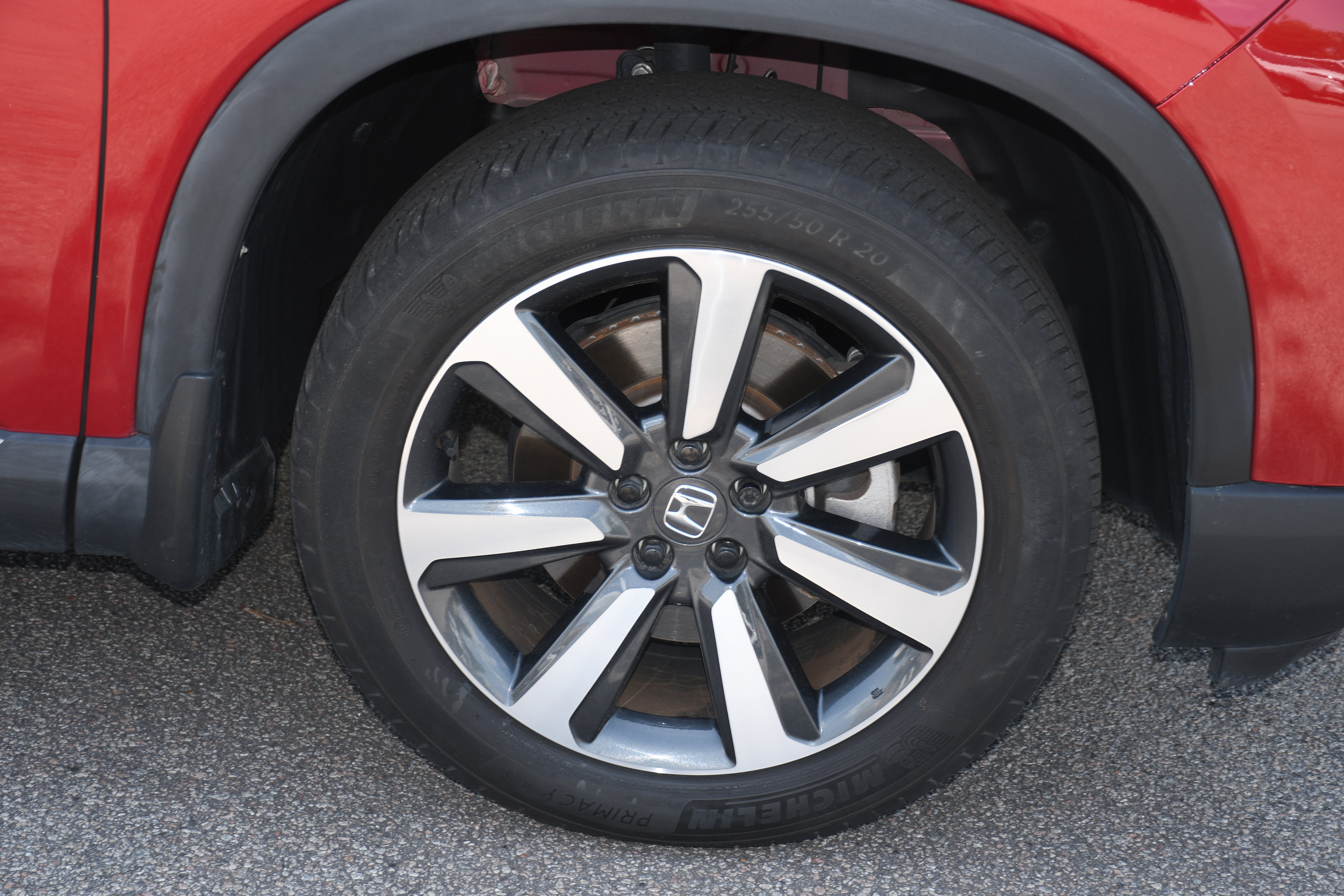 Used 2024 Honda Pilot Touring image 23
