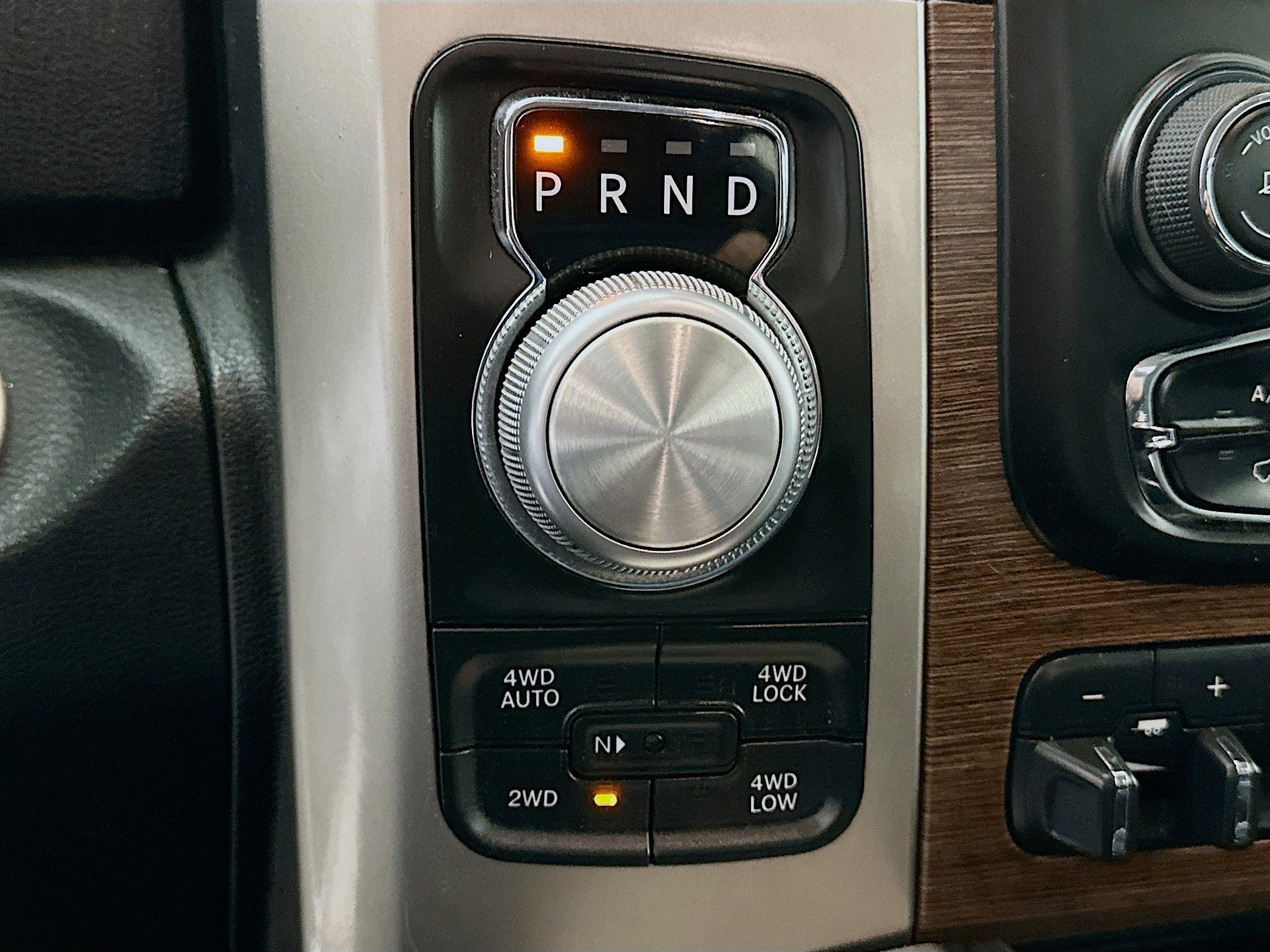 Used 2016 RAM 1500 Laramie w/ Convenience Group image 24