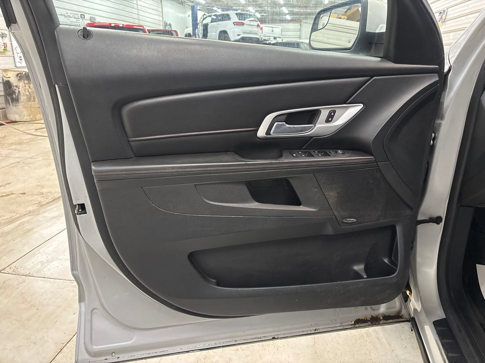 Used 2014 GMC Terrain SLE w/ Convenience Package FWD image 8