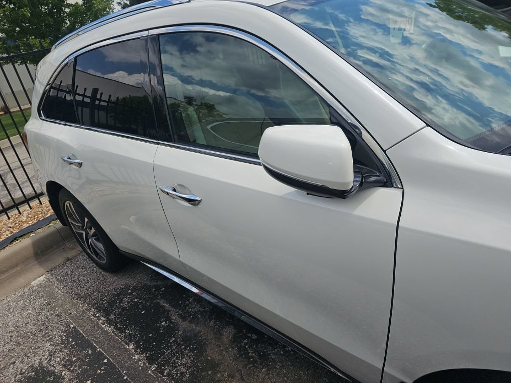 Used 2017 Acura MDX SH-AWD w/ Advance Package image 4