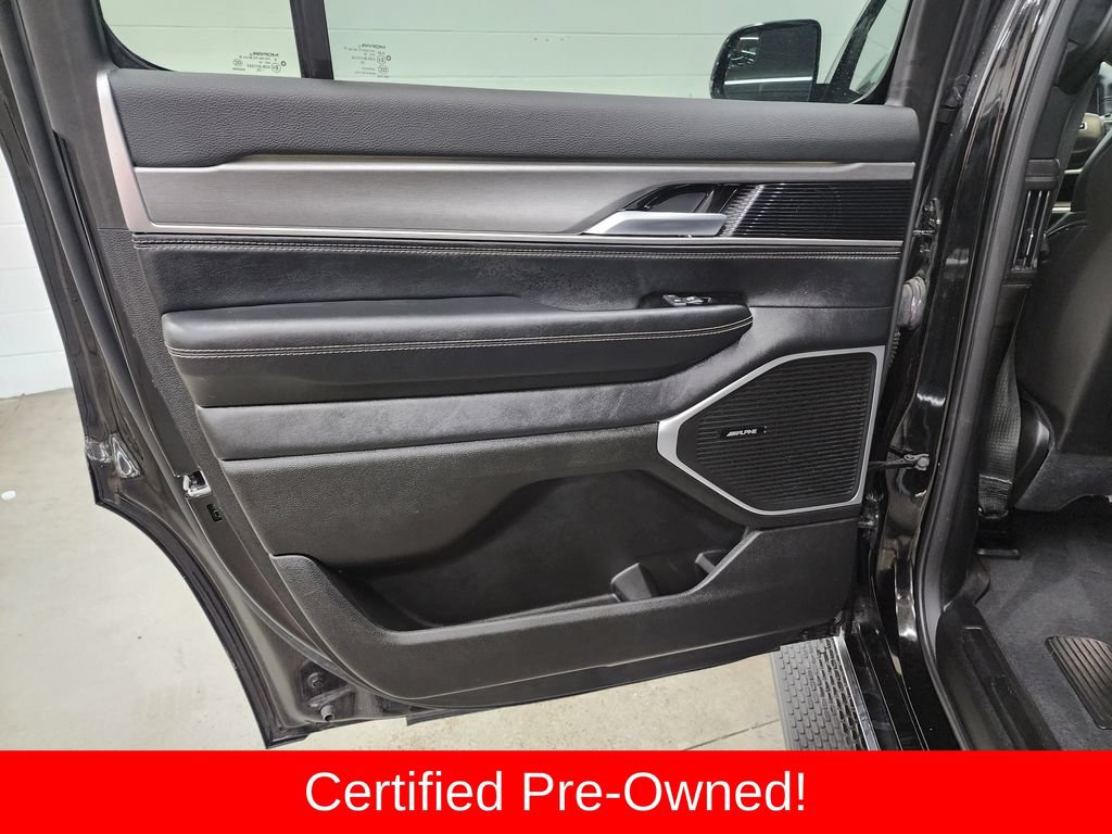 Certified 2025 Jeep Wagoneer Series II AWD/4WD image 22