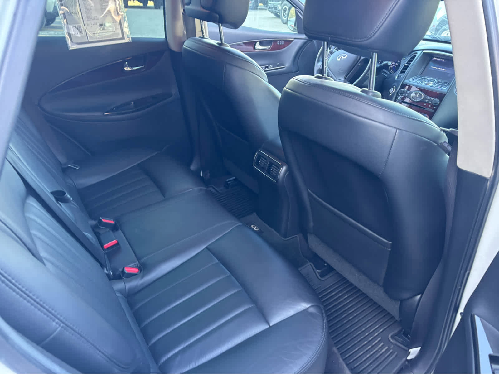 Used 2015 INFINITI QX50 Journey w/ Premium Package image 28