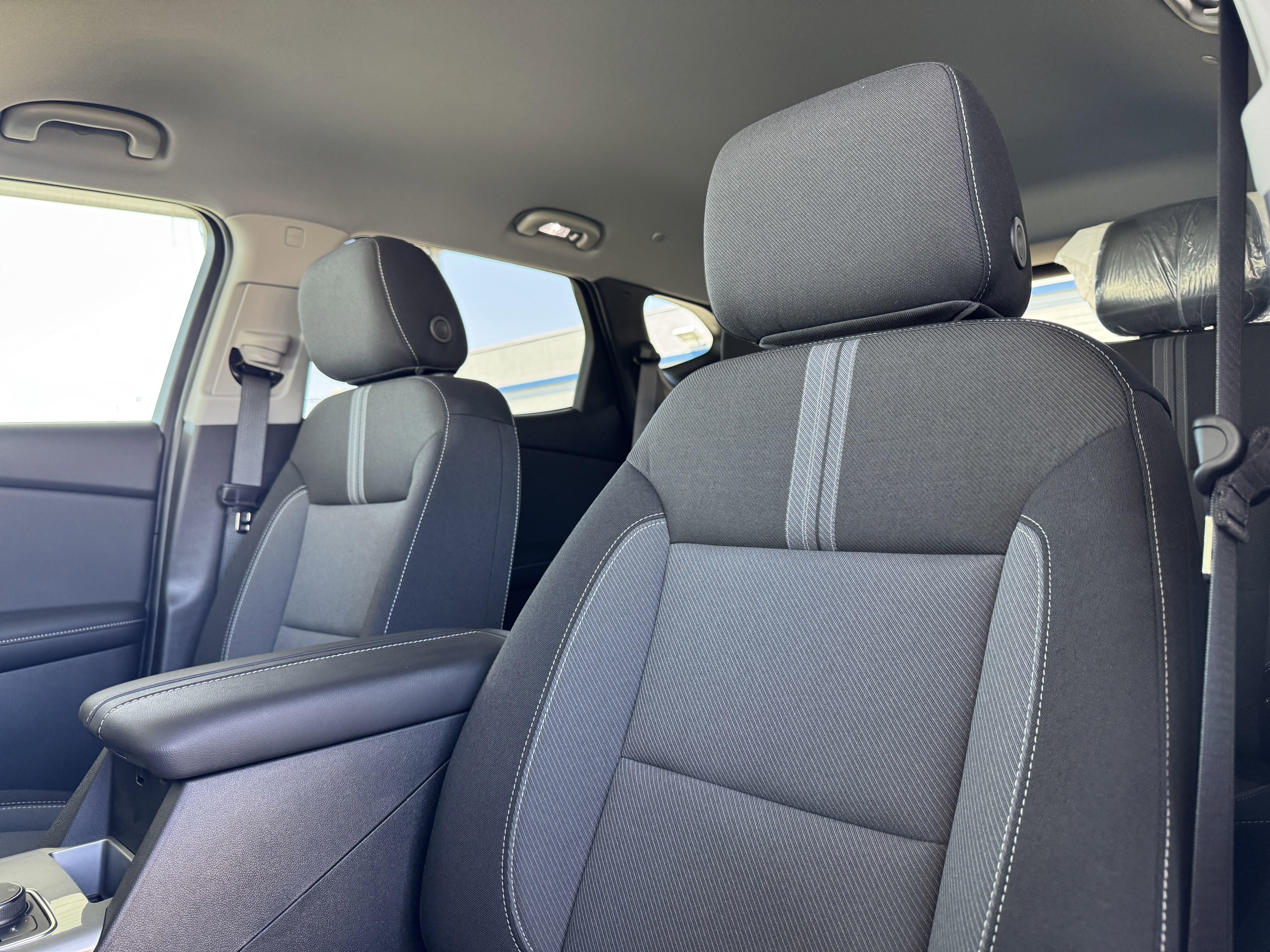 New 2025 Chevrolet Blazer LT w/ Midnight/Sport Edition image 12
