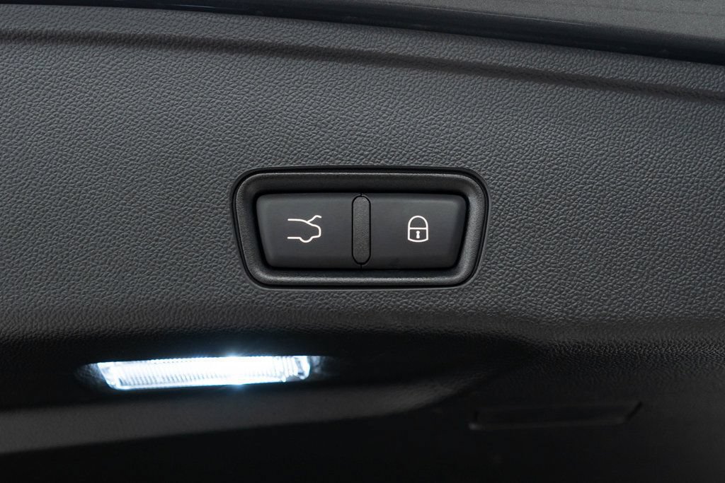 Used 2023 Maserati Grecale GT AWD/4WD image 31