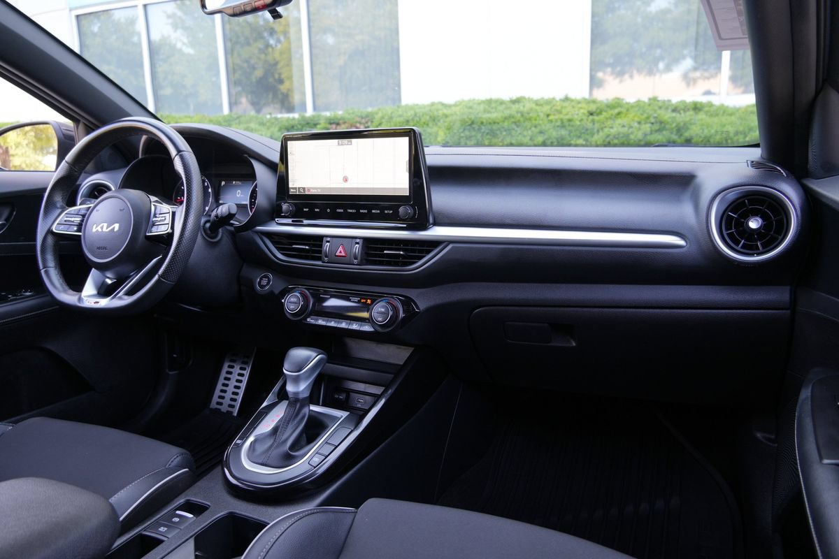 Used 2024 Kia Forte GT-Line FWD image 7