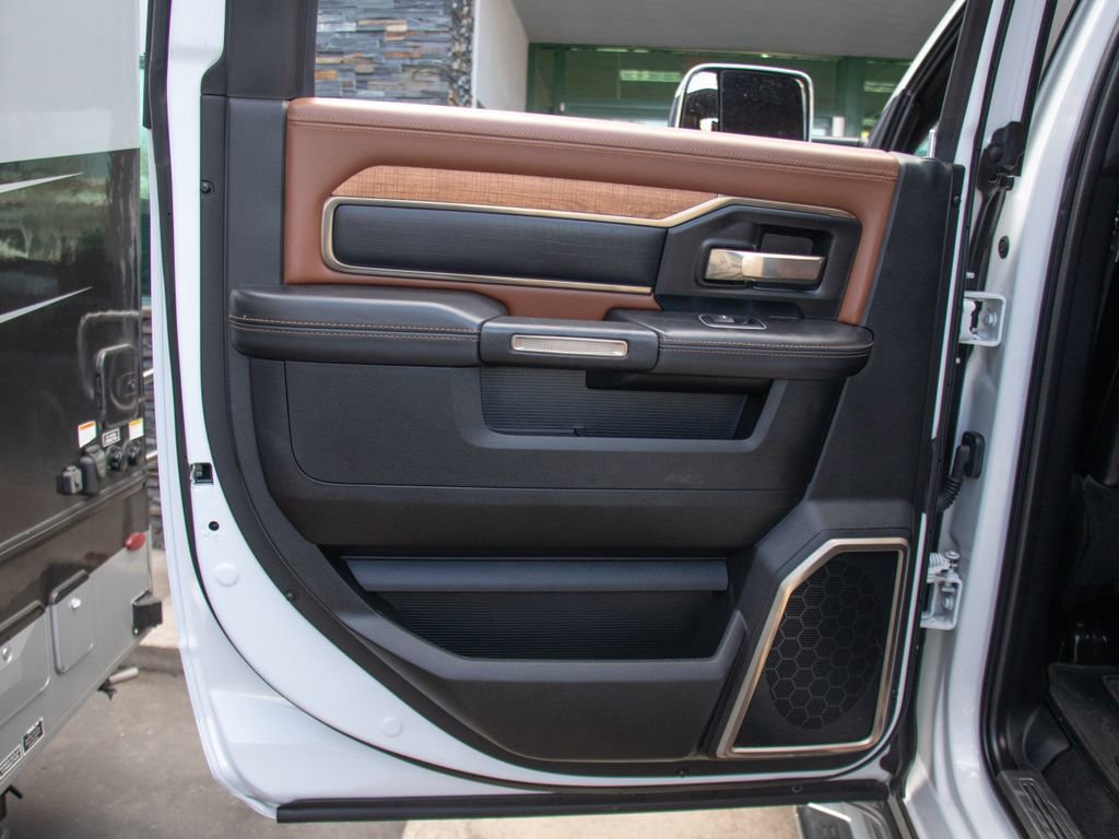 Used 2021 RAM 2500 Limited image 20