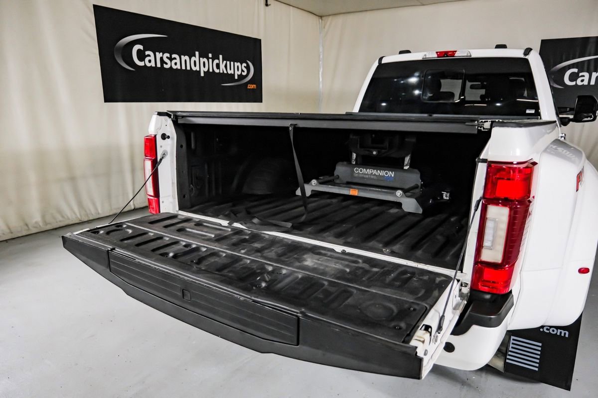 Used 2021 Ford F450 Platinum w/ FX4 Off-Road Package image 56