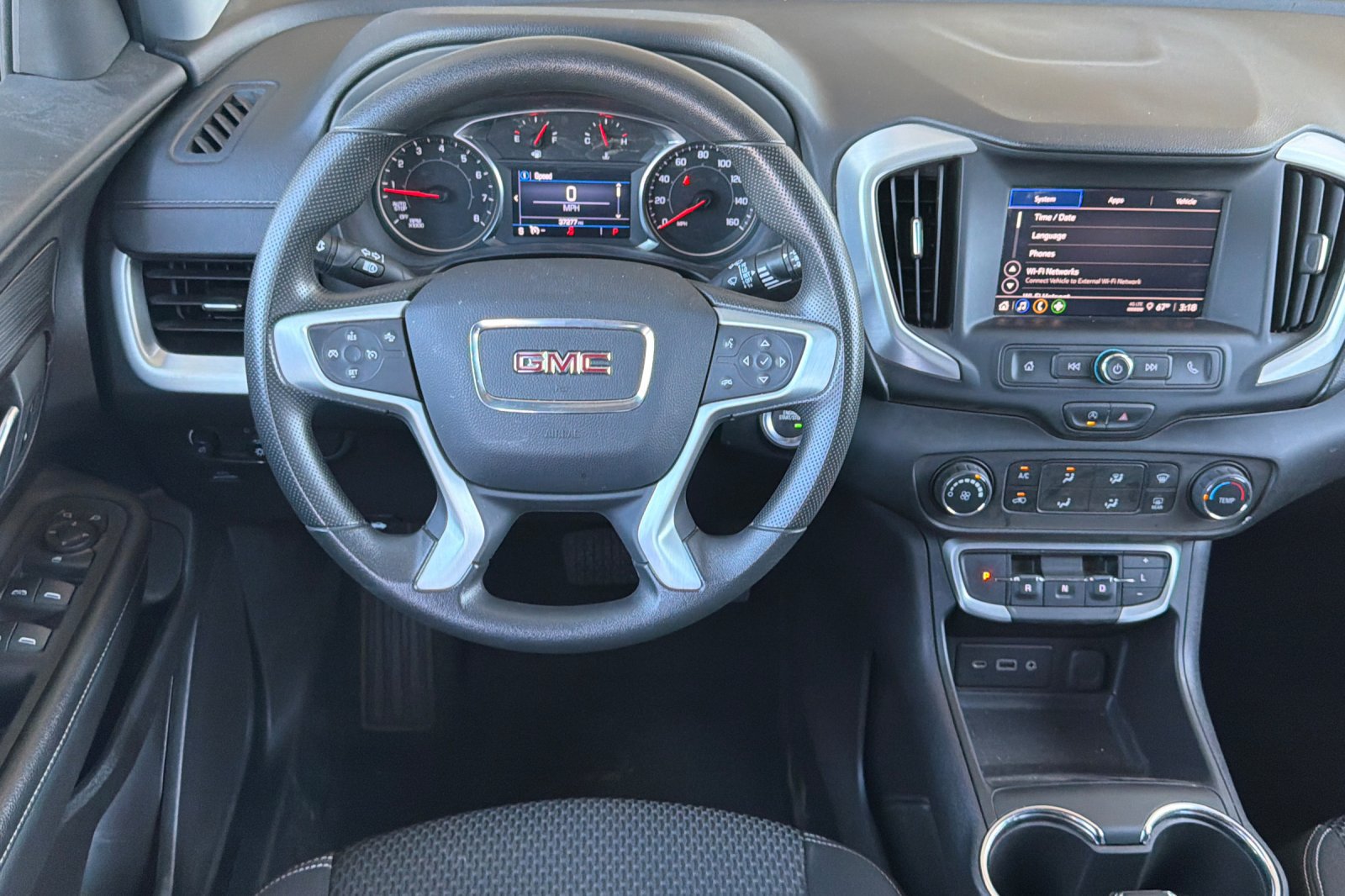 Used 2024 GMC Terrain SLE FWD image 18