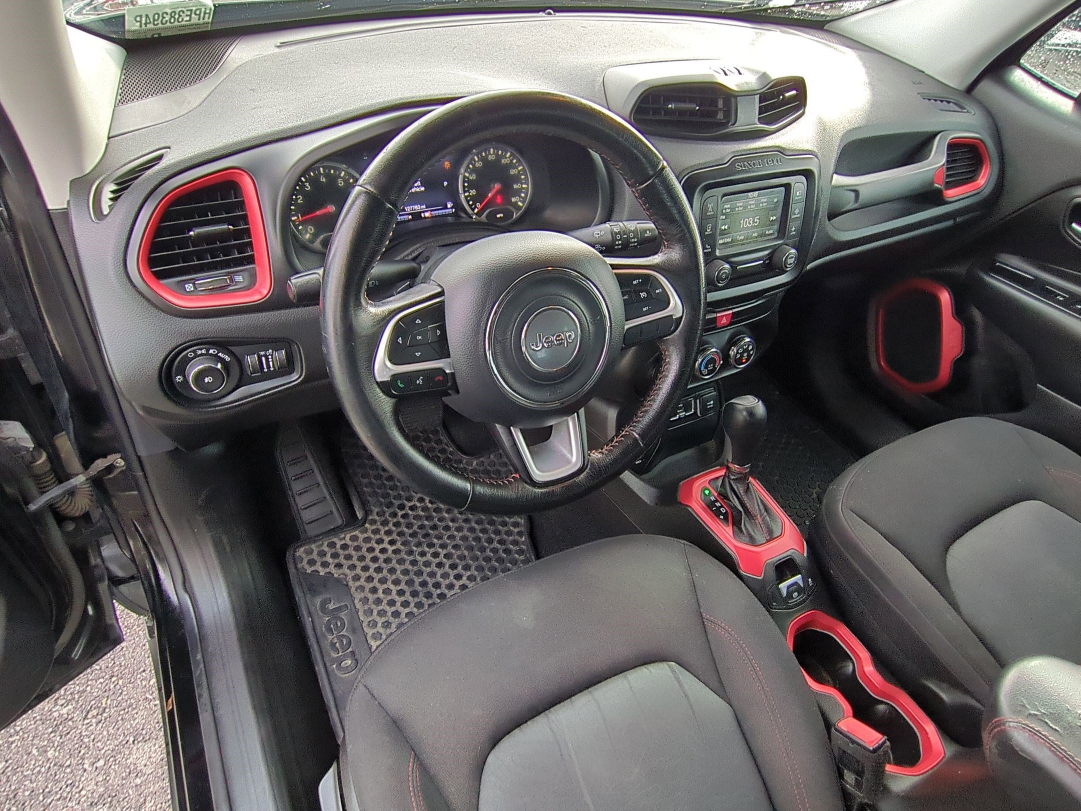 Used 2017 Jeep Renegade Trailhawk image 16
