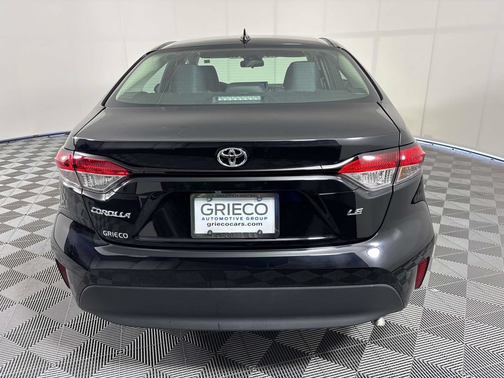 Used 2025 Toyota Corolla LE FWD image 7