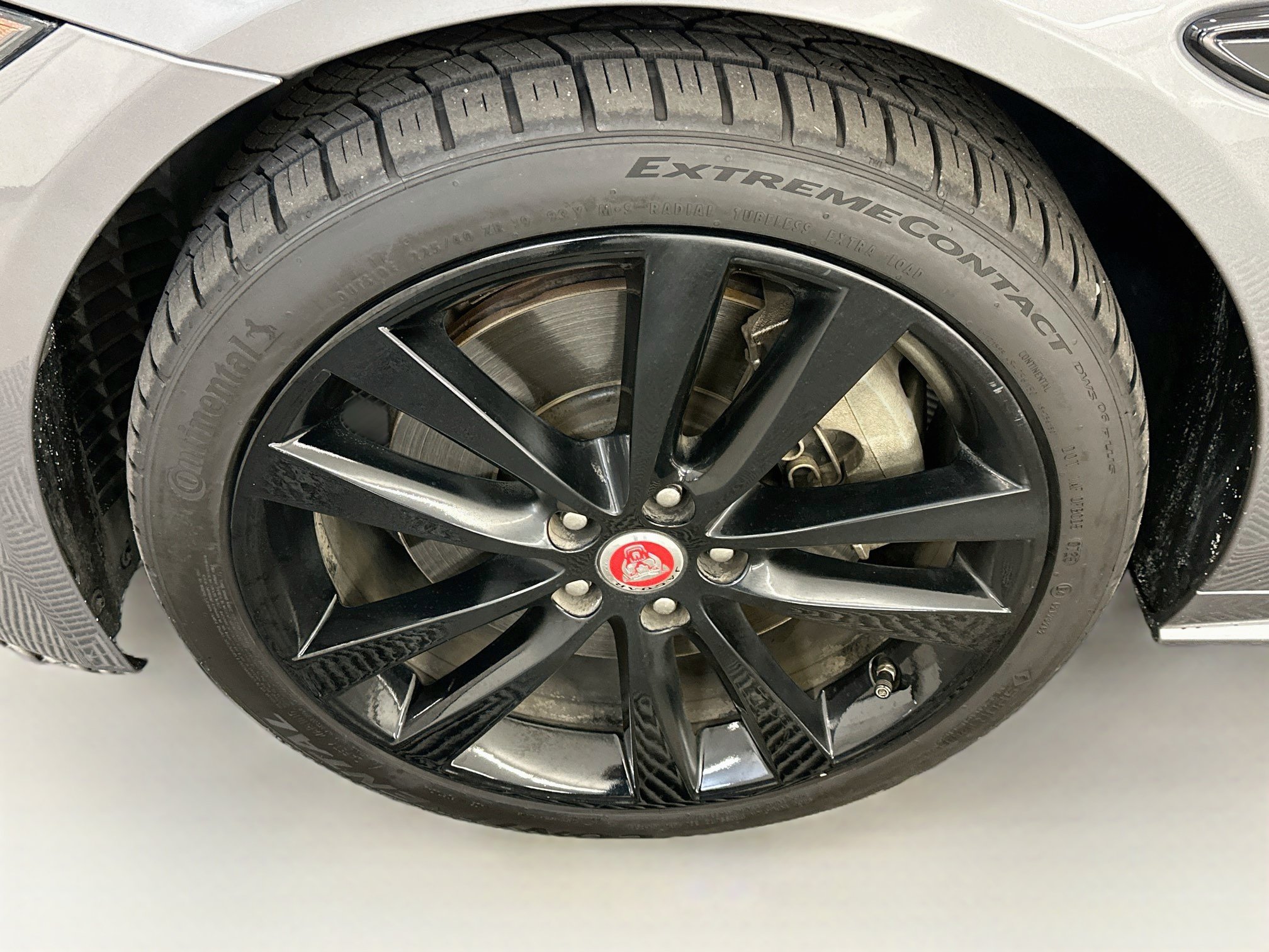 Used 2020 Jaguar XE R-Dynamic S AWD/4WD image 11