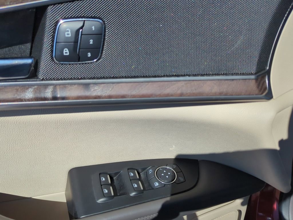 Used 2016 Lincoln MKX Select image 34