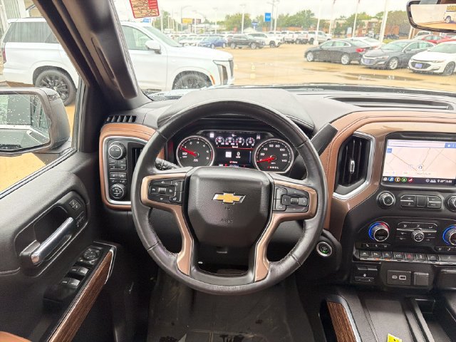 Certified 2020 Chevrolet Silverado 1500 High Country w/ Technology Package AWD/4WD image 15