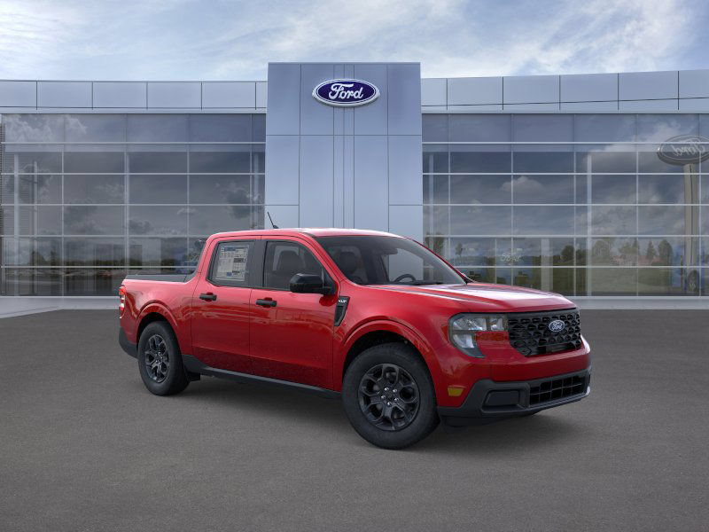 New 2026 Ford Maverick XLT w/ XLT Luxury Package FWD image 32