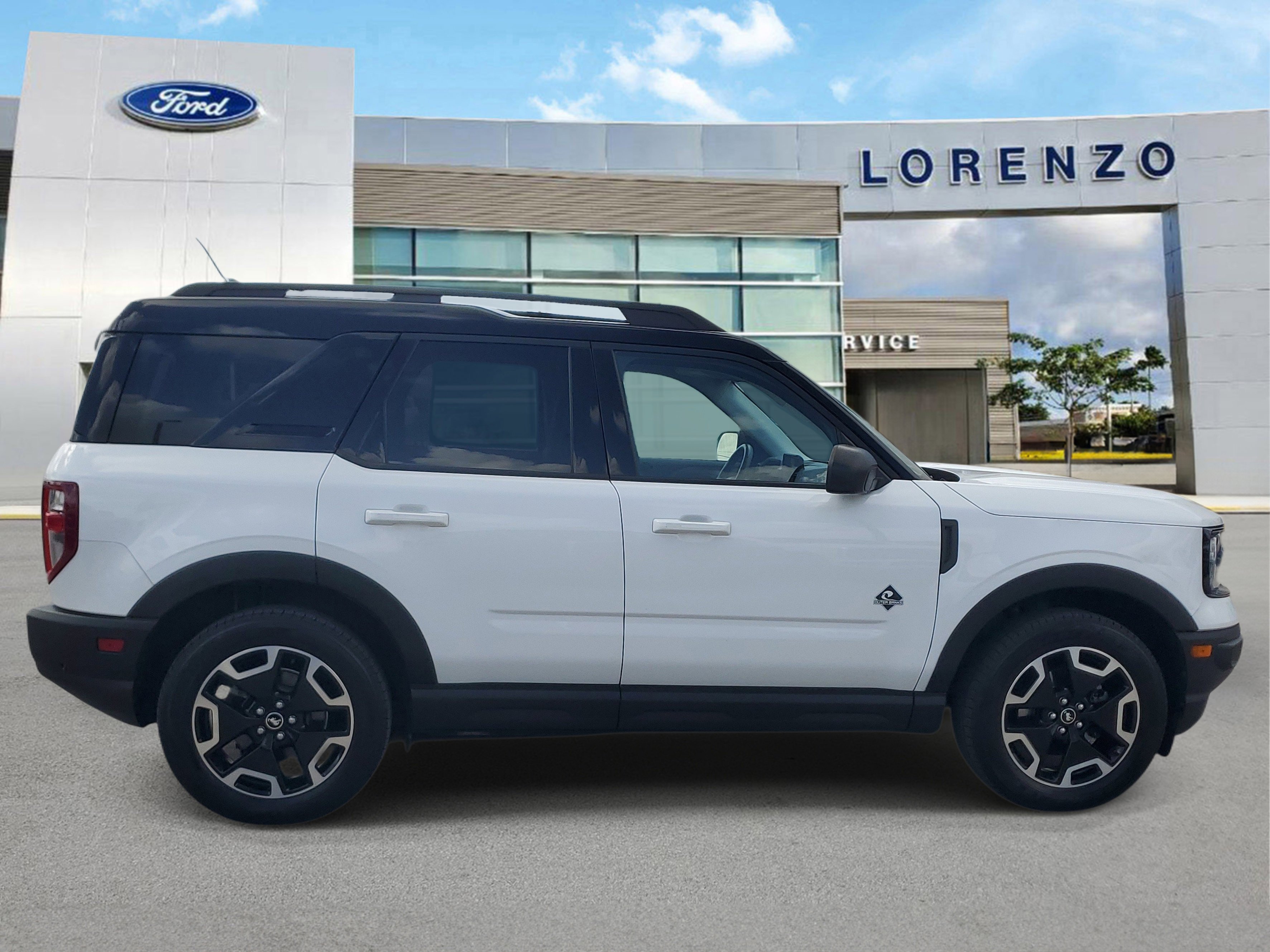 Used 2021 Ford Bronco Sport Outer Banks w/ Outer Banks Package AWD/4WD image 4