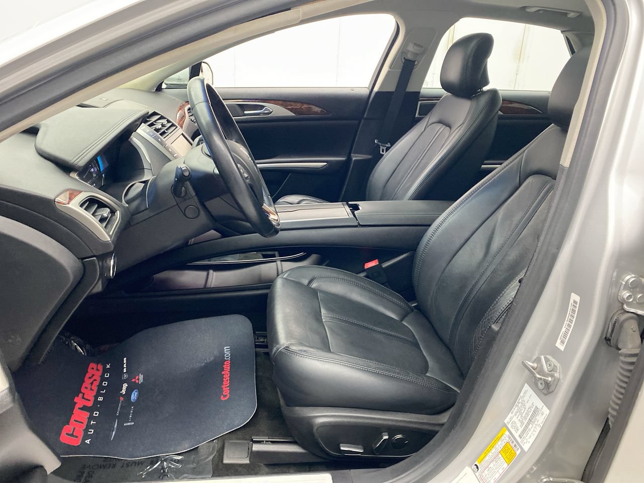 Used 2016 Lincoln MKZ Hybrid w/ Equipment Group 600A Reserve FWD image 14