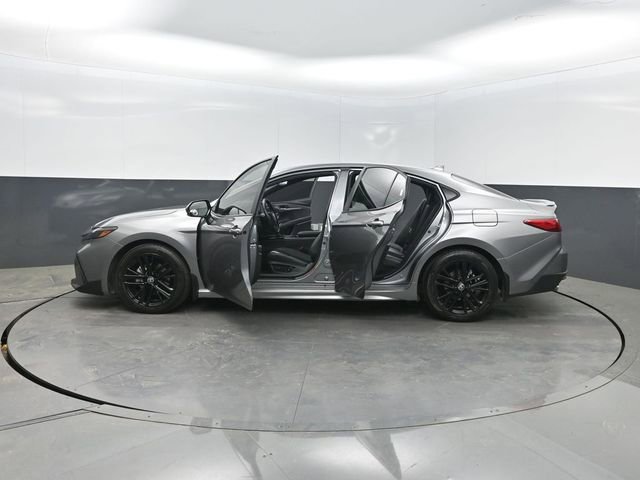 Used 2025 Toyota Camry SE FWD image 41