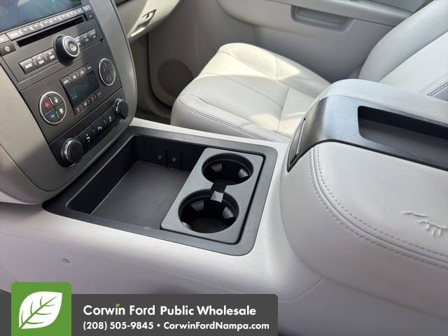 Used 2013 GMC Yukon XL SLT w/ SLT-2 Equipment Package image 21