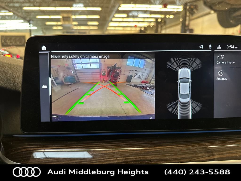 Used 2023 BMW 530e xDrive w/ Luxury Seating Package image 22