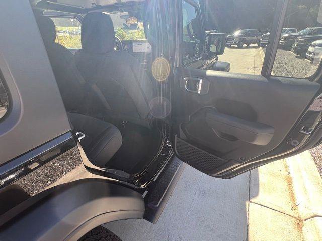 New 2026 Jeep Wrangler Unlimited Sport AWD/4WD image 25