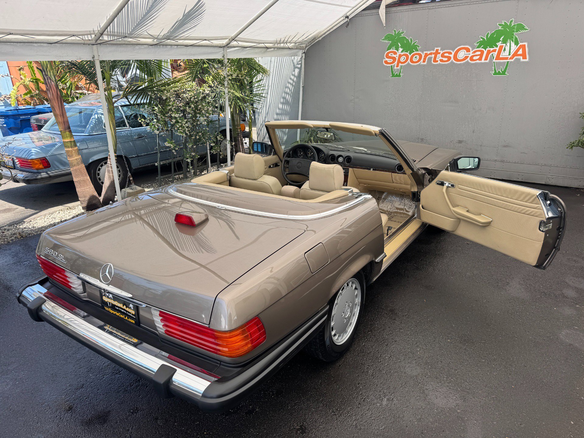 Used 1987 Mercedes-Benz 560 SL image 9