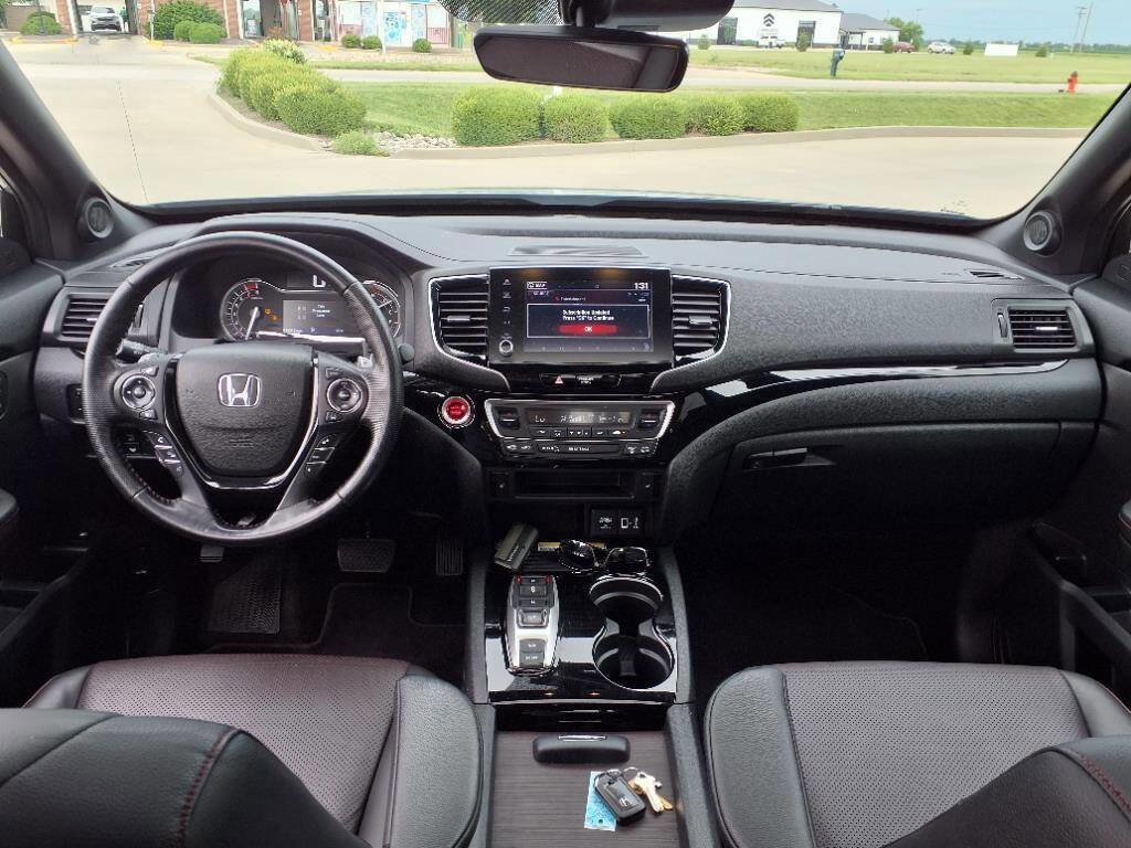 Used 2022 Honda Ridgeline Black Edition image 9