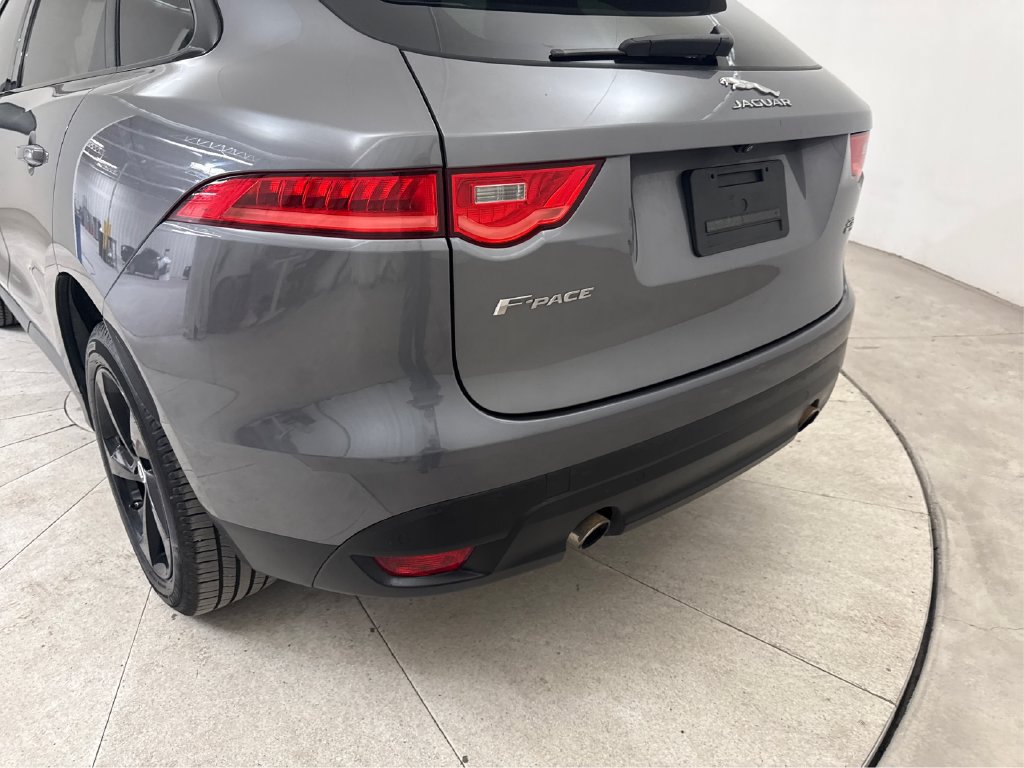 Used 2018 Jaguar F-PACE Premium AWD/4WD image 19