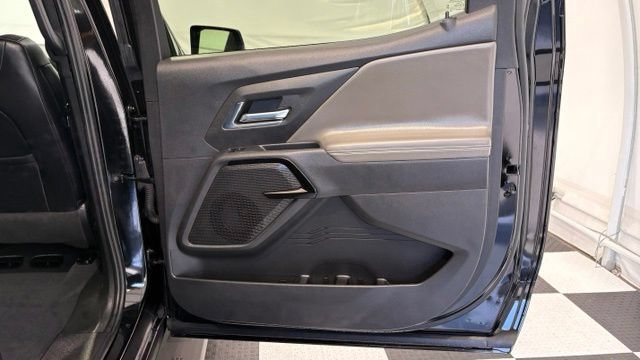Used 2026 Chevrolet Silverado EV Trail Boss AWD/4WD image 28