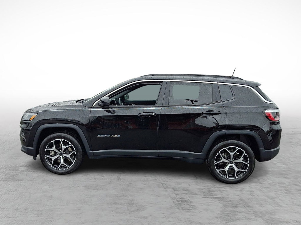Used 2025 Jeep Compass Limited image 2
