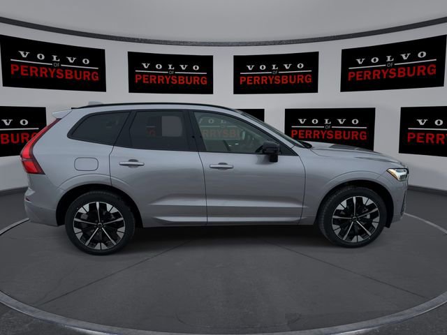 New 2026 Volvo XC60 B5 Plus w/ Protection Package Premier AWD/4WD image 9