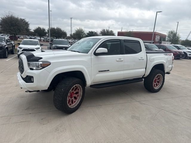Used 2022 Toyota Tacoma TRD Sport image 7
