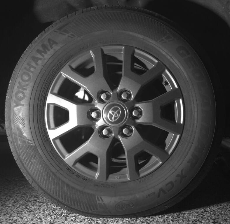 Used 2025 Toyota 4Runner SR5 AWD/4WD image 11
