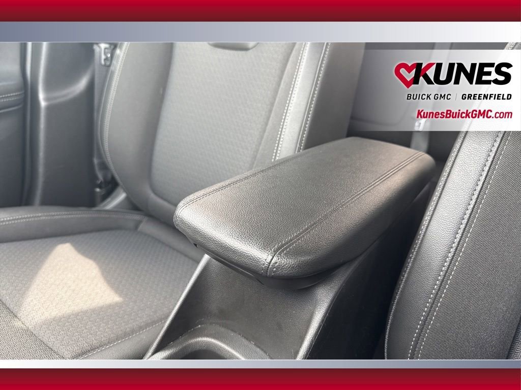 Used 2025 Buick Encore GX Preferred AWD/4WD image 28