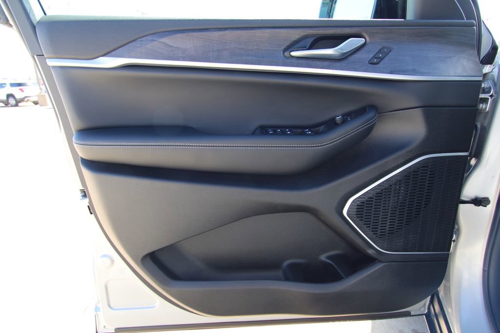 New 2026 Jeep Grand Cherokee Limited image 46