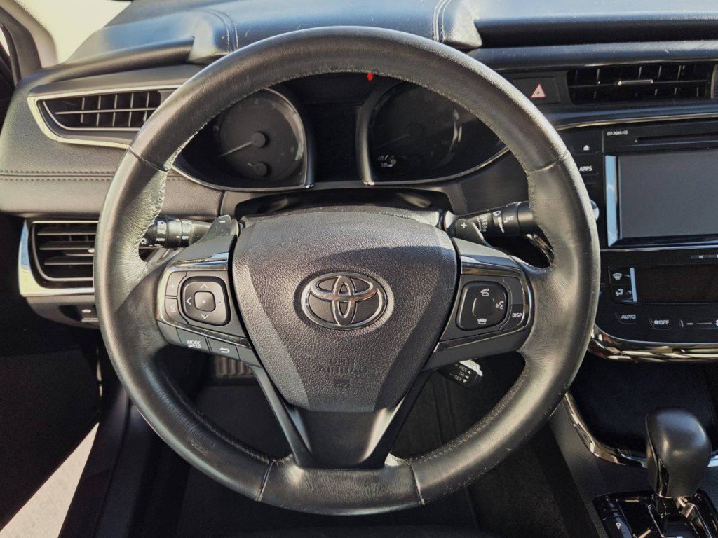 Used 2015 Toyota Avalon XLE Touring image 19