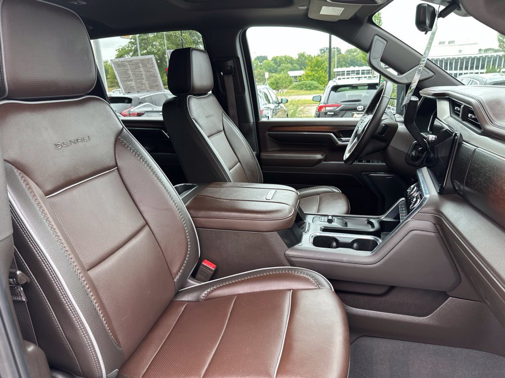 Used 2024 GMC Sierra 2500 Denali w/ Denali Reserve Package AWD/4WD image 18