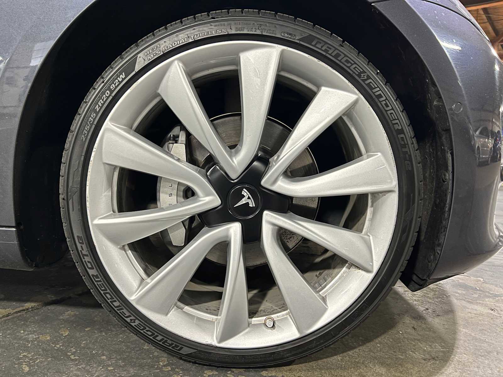 Used 2019 Tesla Model 3 Standard Range image 9
