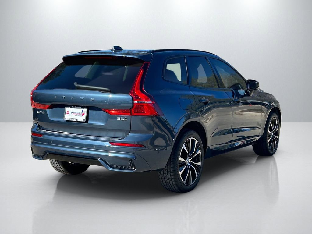 Used 2023 Volvo XC60 B5 Plus w/ Climate Package image 5