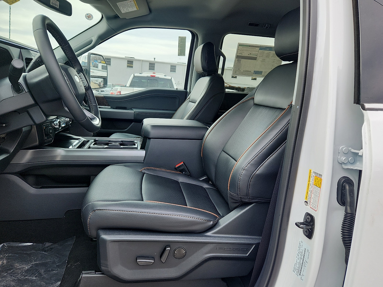 New 2026 Ford F250 Lariat w/ Chrome Package AWD/4WD image 9