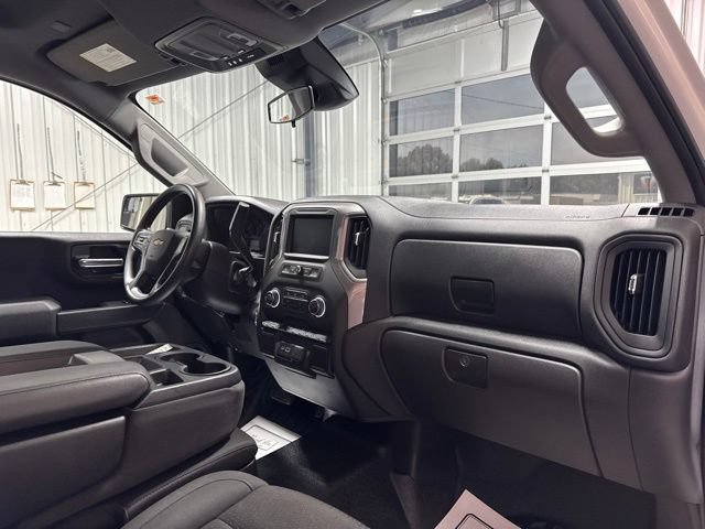 Used 2025 Chevrolet Silverado 1500 W/T RWD image 21