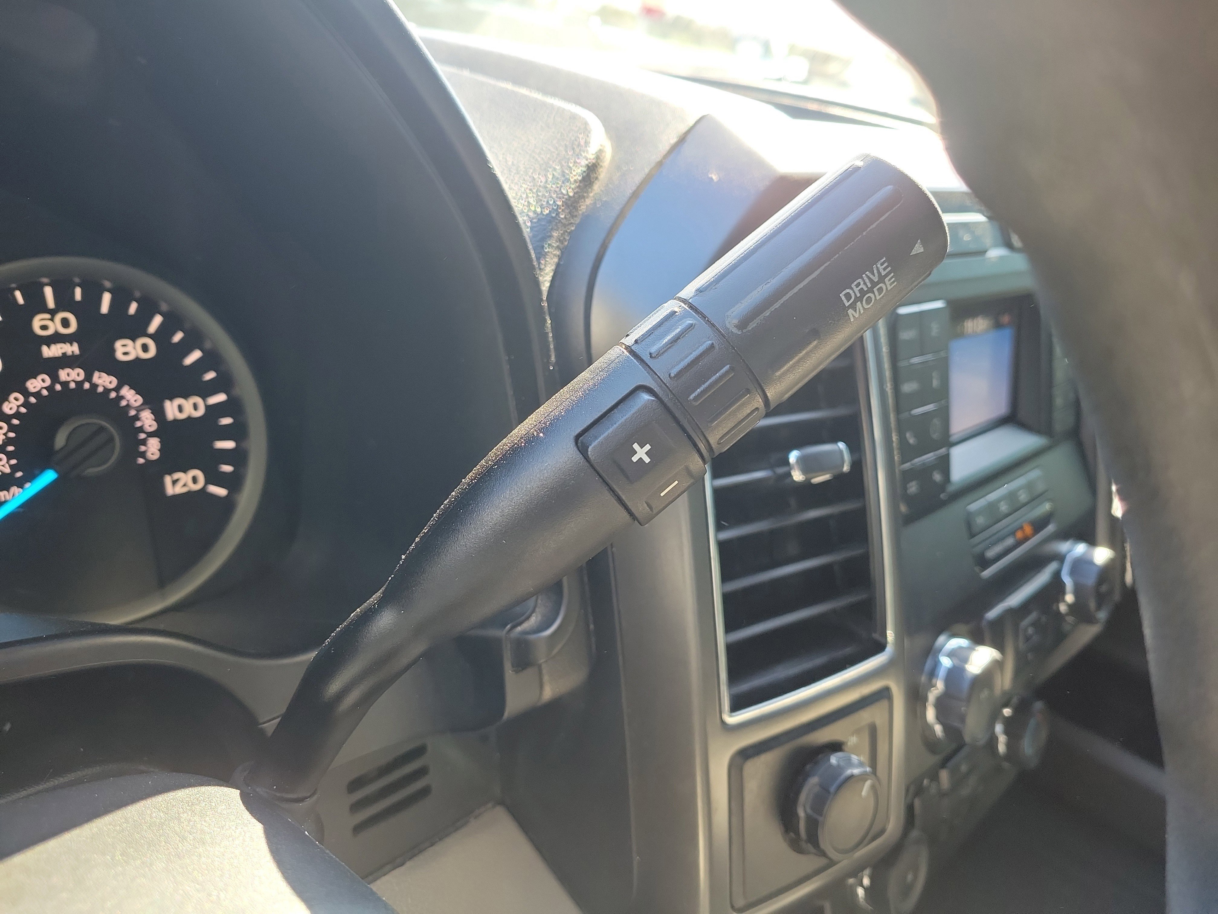 Used 2018 Ford F150 XLT image 28