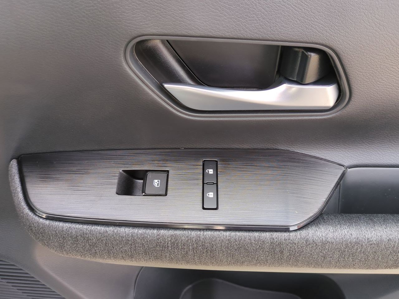 New 2026 Nissan Kicks SV w/ SV Premium Package FWD image 34